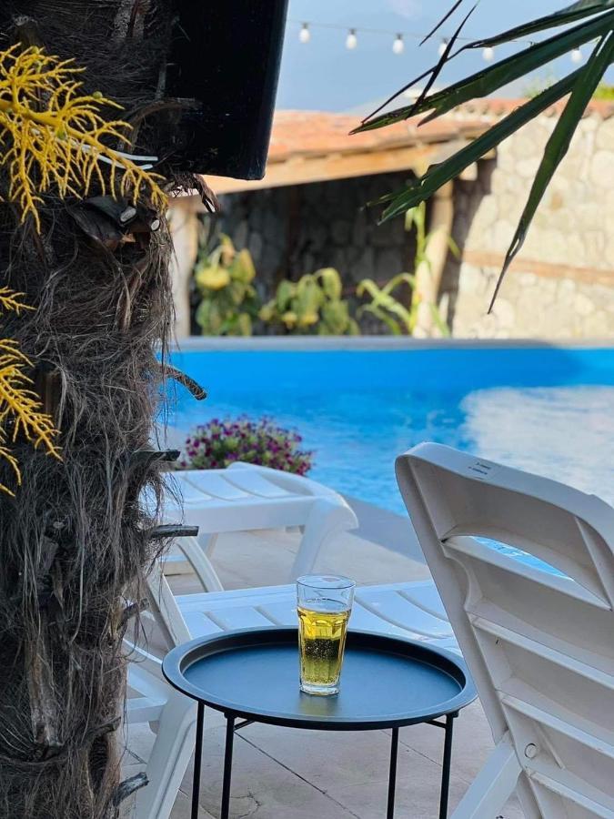 Boutique Hotel Talaveri In Τελάβι Εξωτερικό φωτογραφία